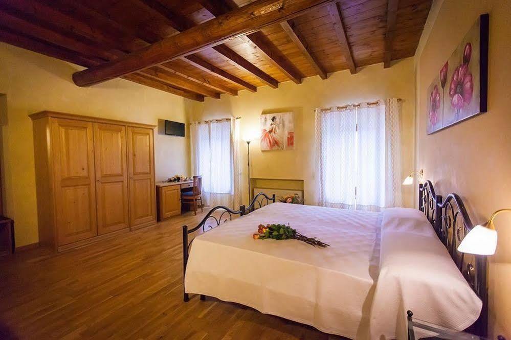 Hotel Alla Corte Dei Bicchi Cavriana Extérieur photo